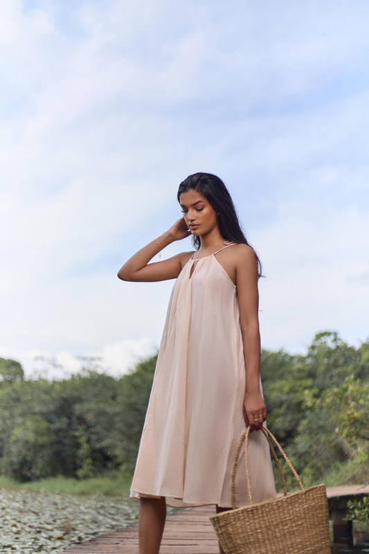 Lunara Bloom Linen Dress