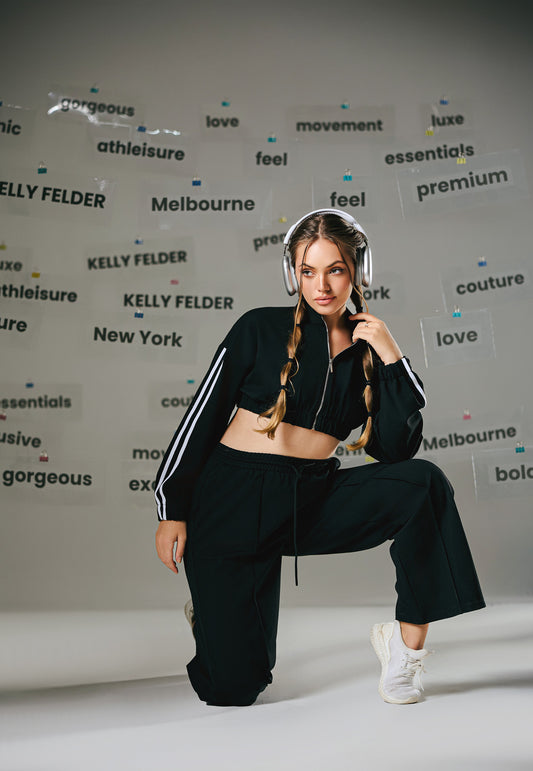 Layer Hug Cropped Sweater