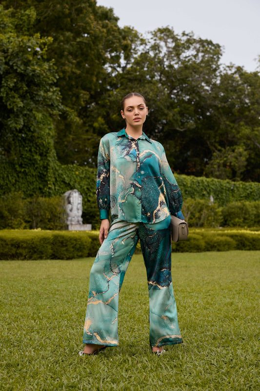 To Party Oversized Shirt