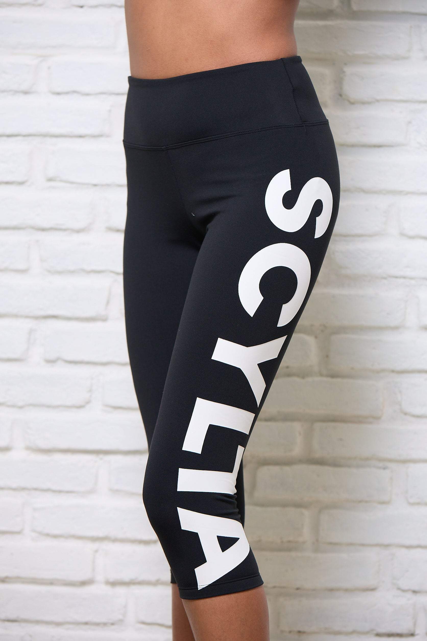 Scy-Rise Capri Legging