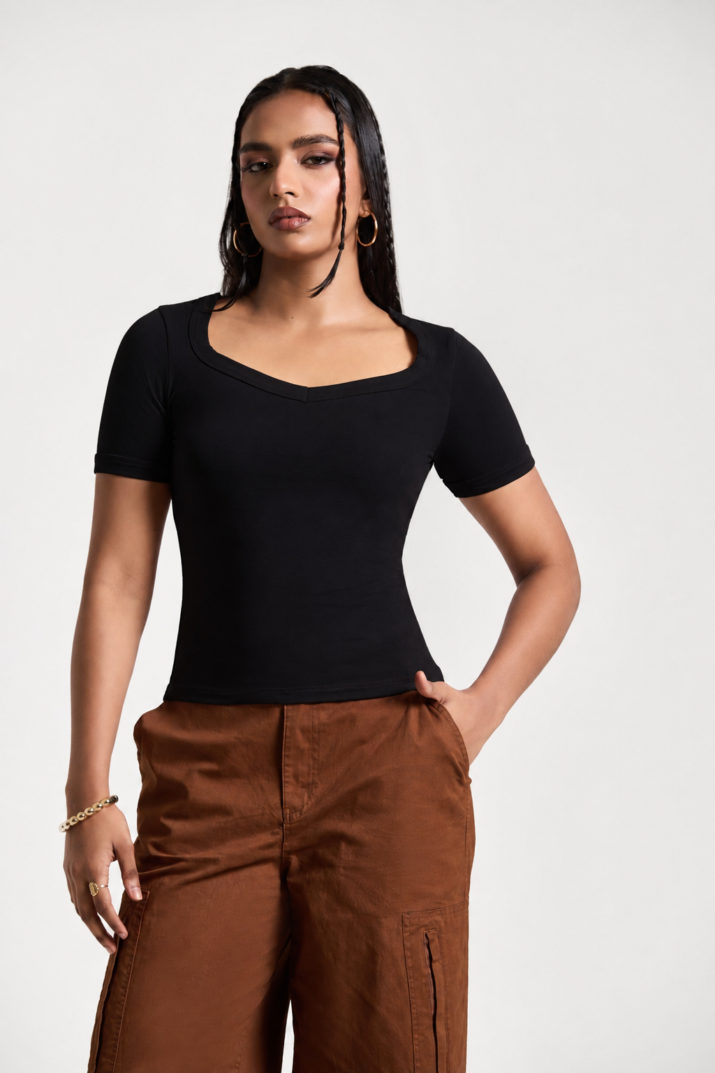 The Chloe Sweetheart Short-Sleeve Tee