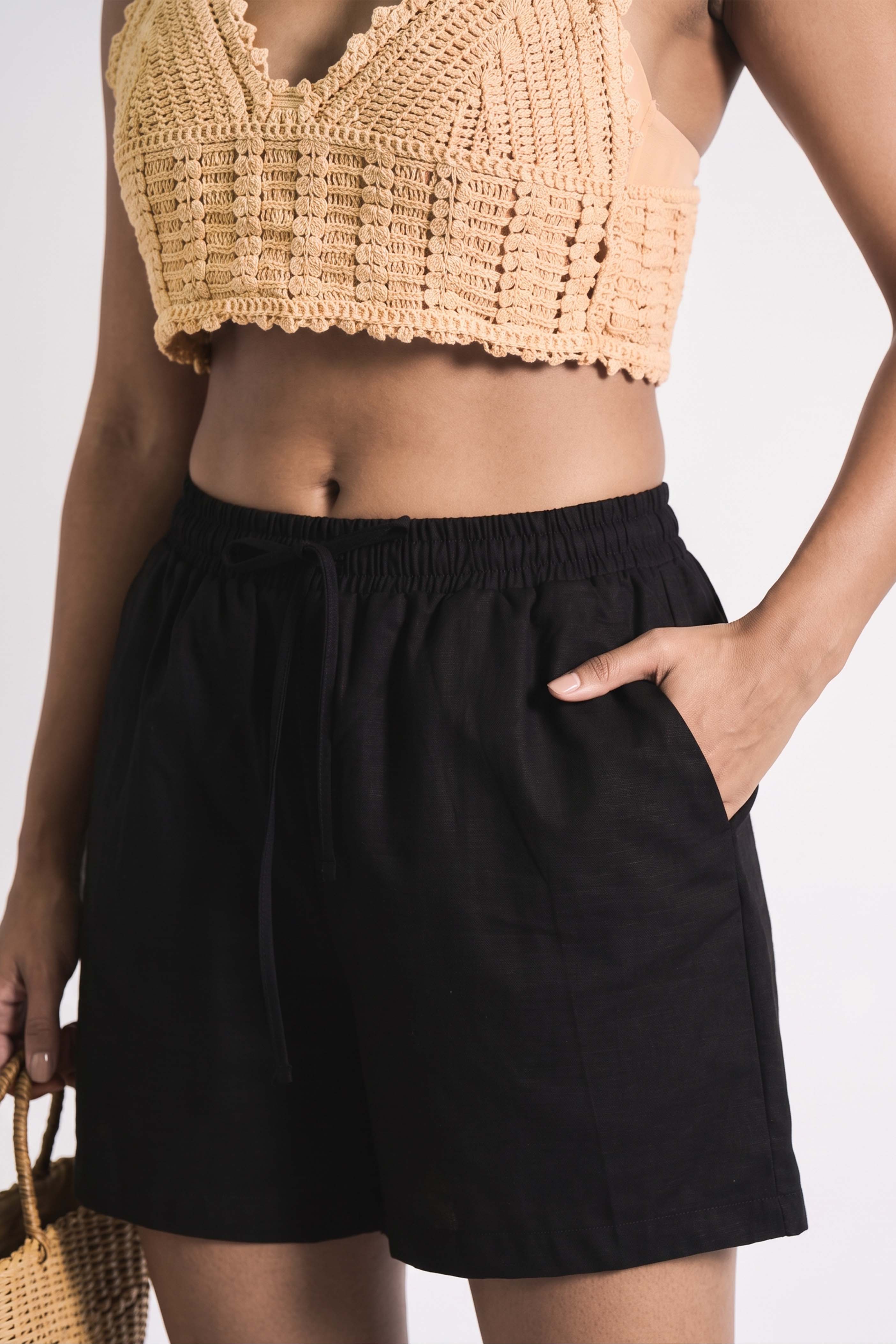 Effortless Core Linen Short