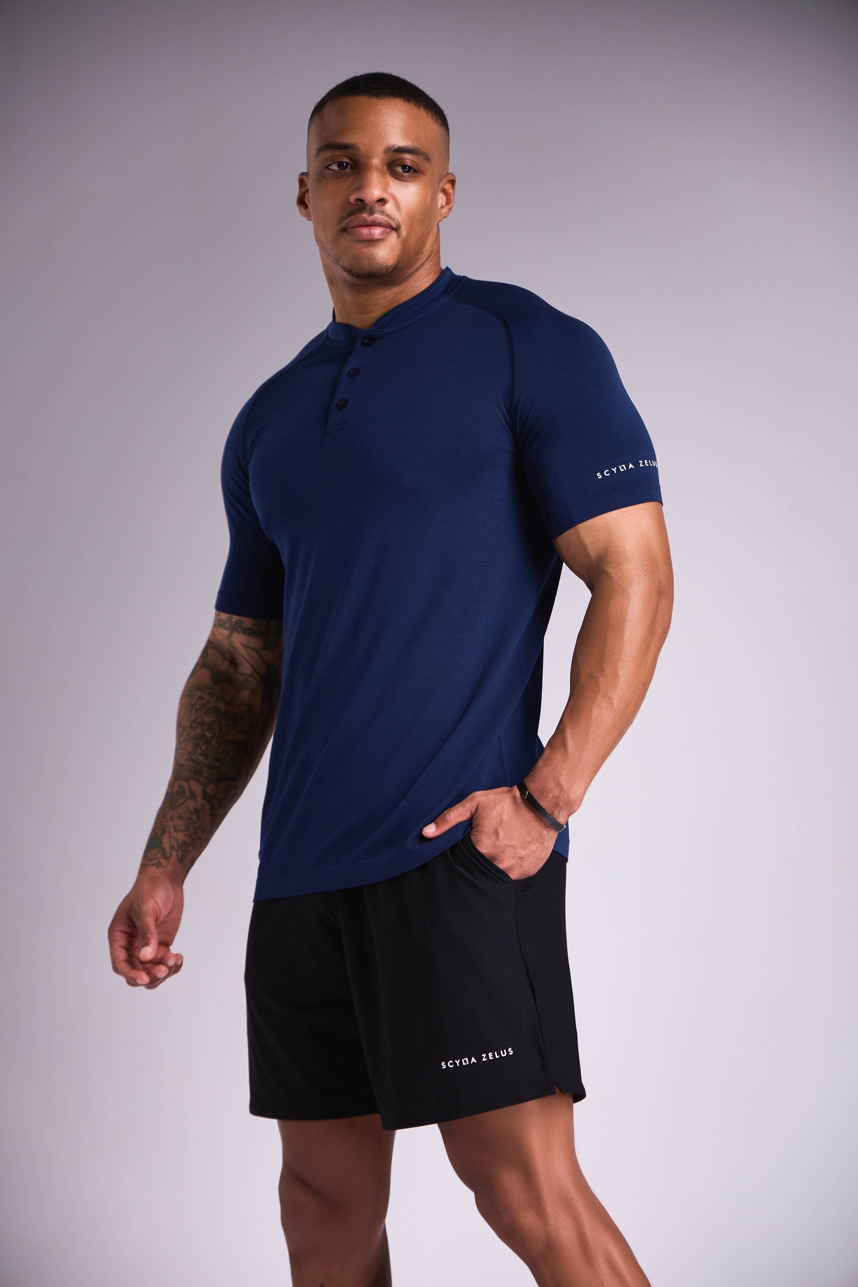 Seamless Henley