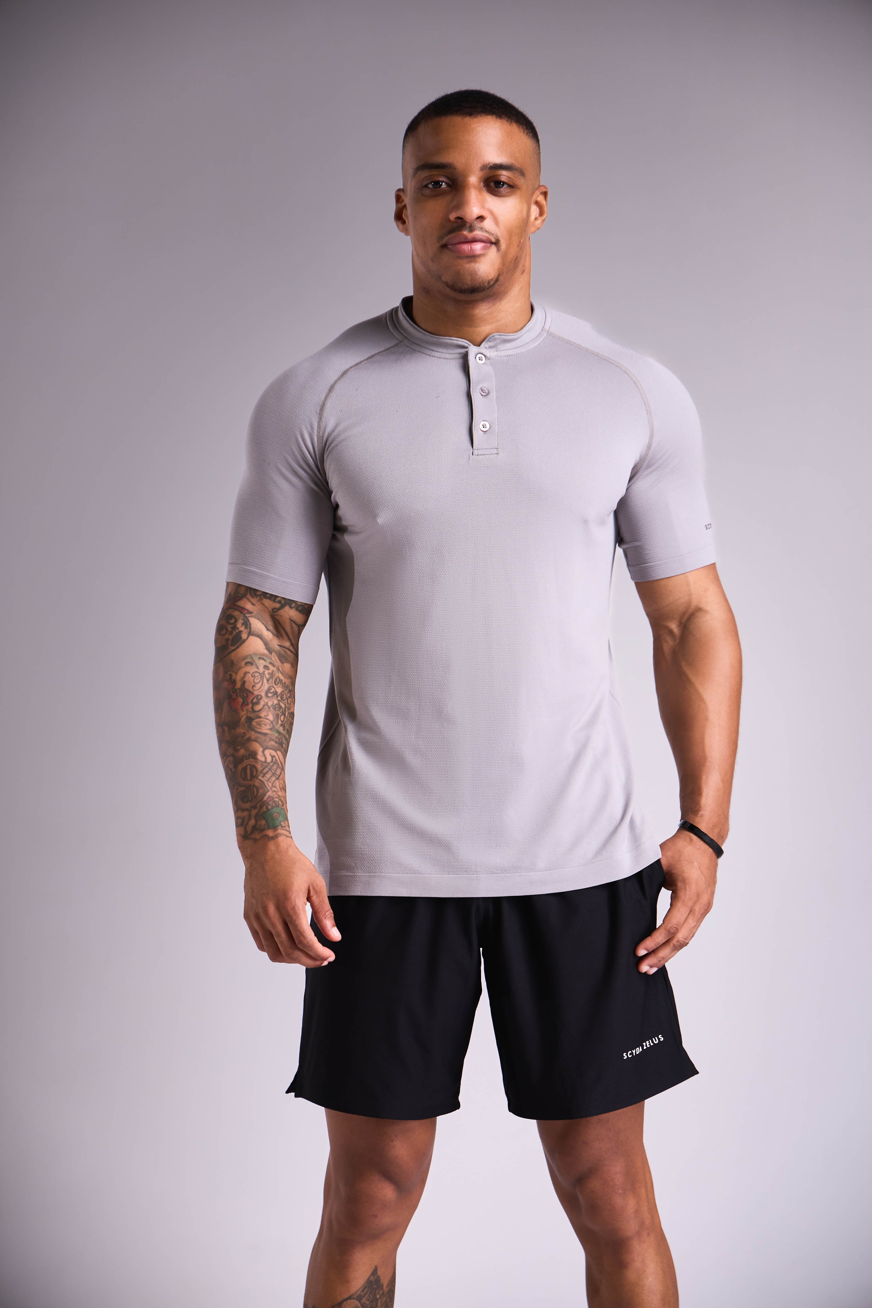 Seamless Henley